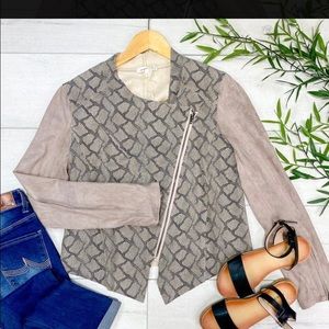 NWT! Mystree suede snakeskin jacket